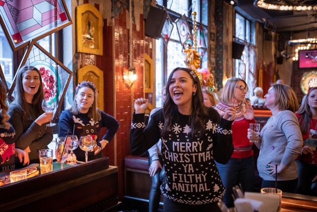 2025 Holiday Event Guide: Philadelphia Region’s Top Venues & Catering